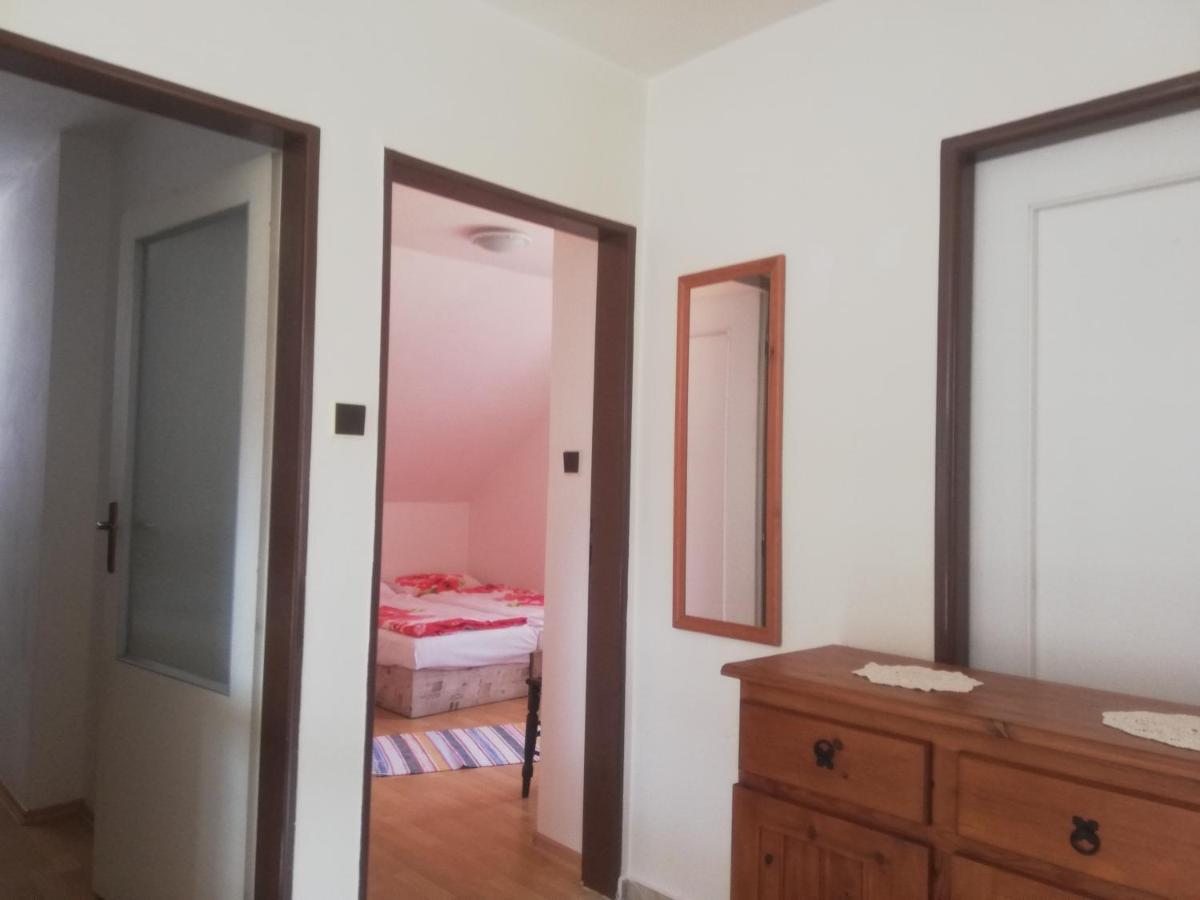 Villa Strakov Lúčky Buitenkant foto